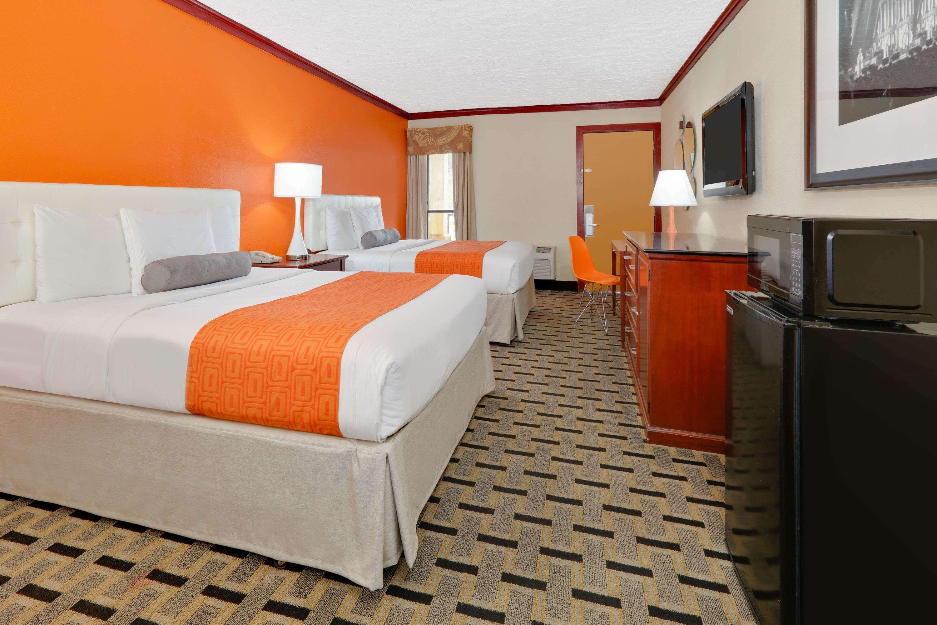 Howard Johnson By Wyndham San Marcos Exteriér fotografie