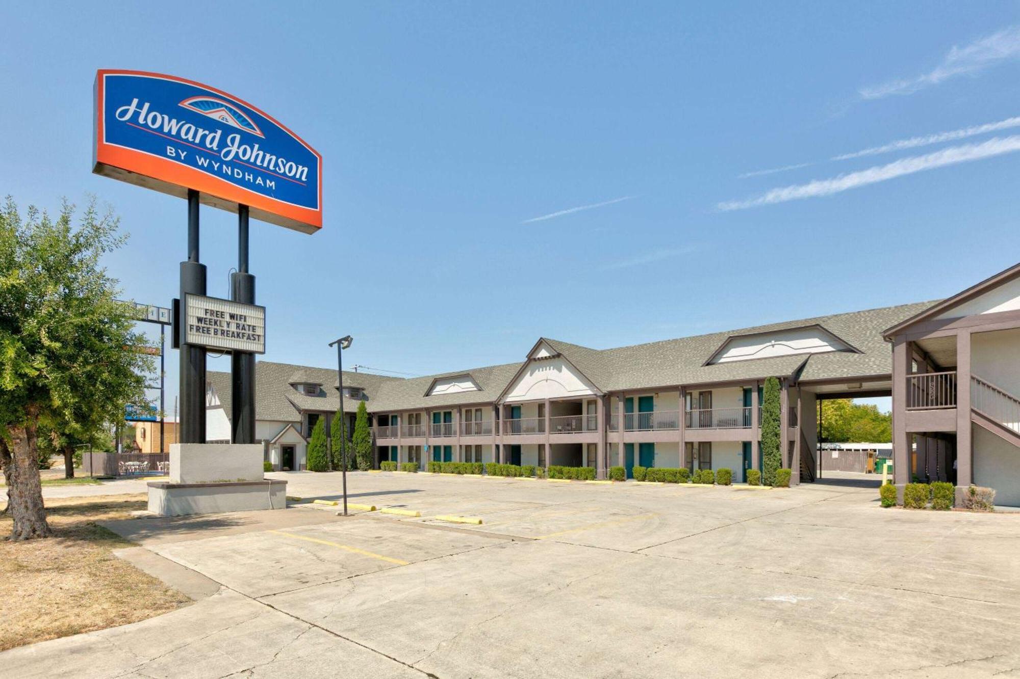 Howard Johnson By Wyndham San Marcos Exteriér fotografie